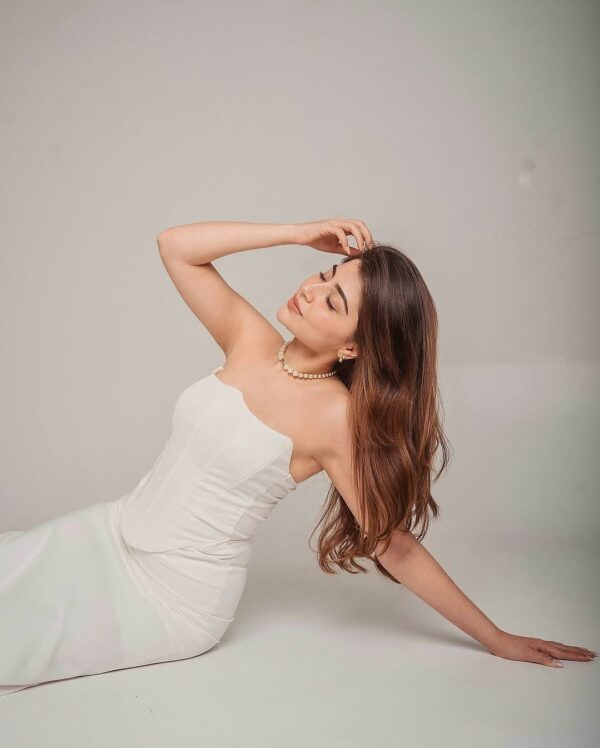 Aditi Bhatia X Miakee ��������� Cameron