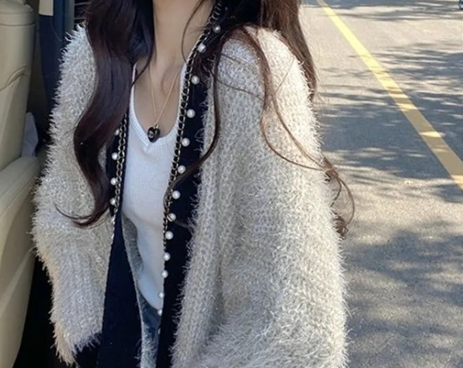 V-Neck Fleece Thick Knitting Cardigan White / S