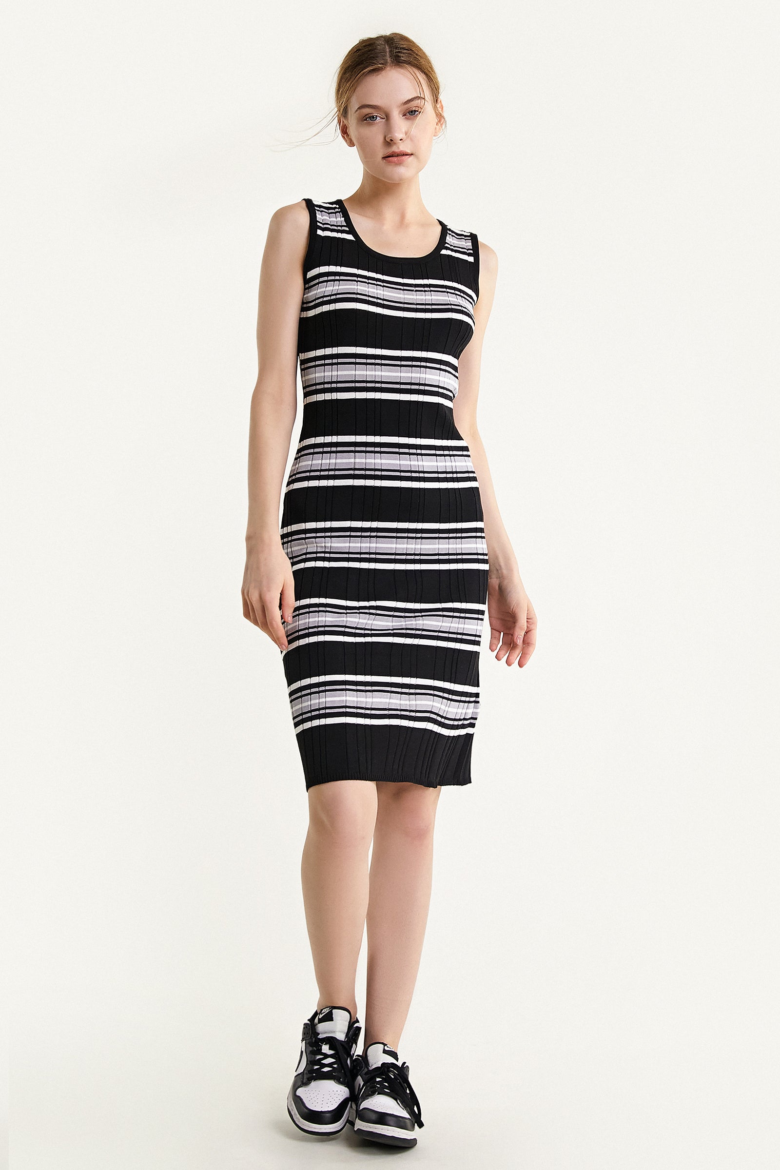 Black Sleeveless Striped Knitted Midi Dress