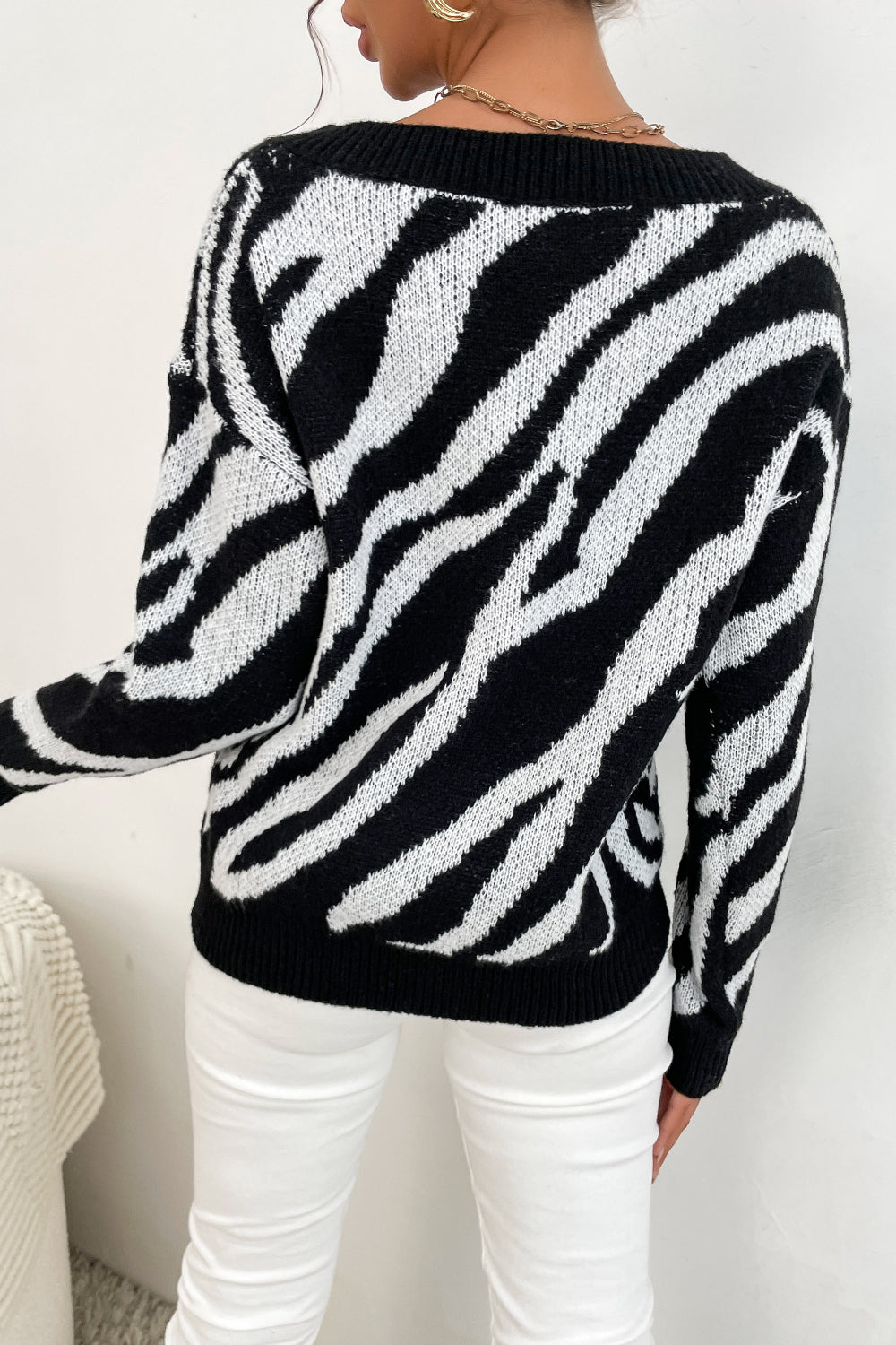 Black V-Neck Zebra Print Long Sleeve Knit Sweater