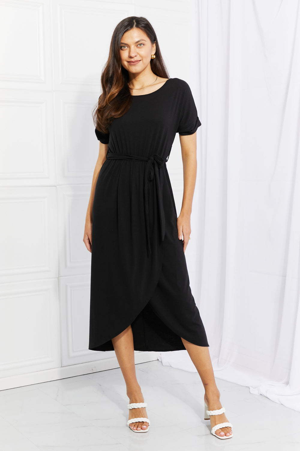 Black Round Neck Short Sleeve Belted Tulip Hem Midi Dress