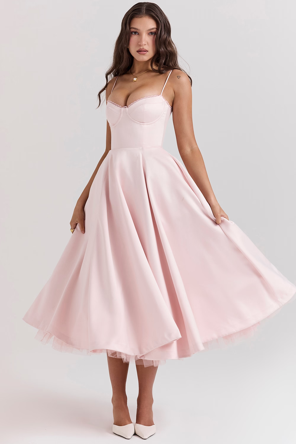 Una Exclusive Party Dress Boutique Collection