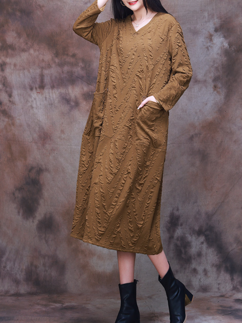 V-Neck Textured Long Sleeve Pocket Loose Midi Dress 2