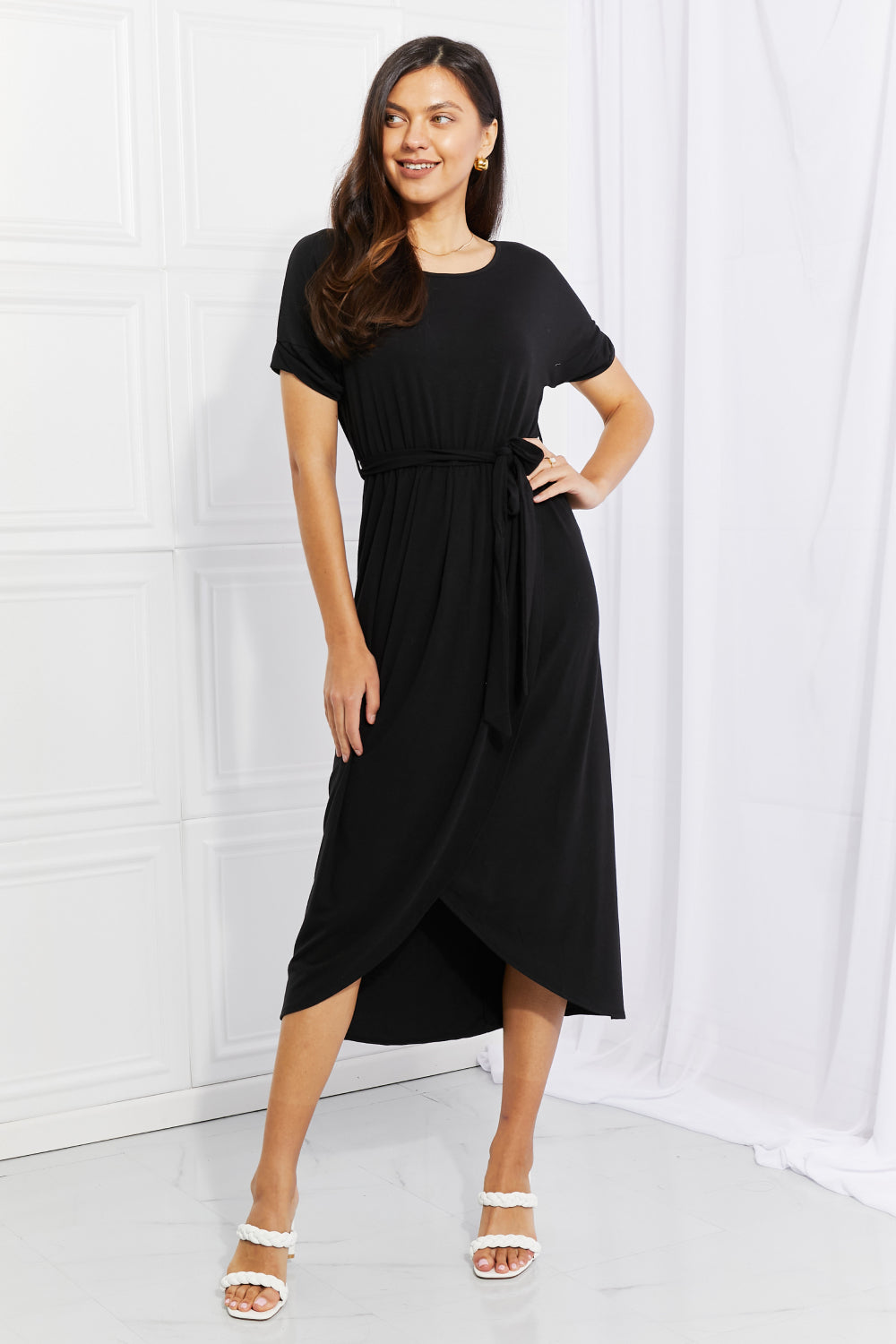 Black Round Neck Short Sleeve Belted Tulip Hem Midi Dress