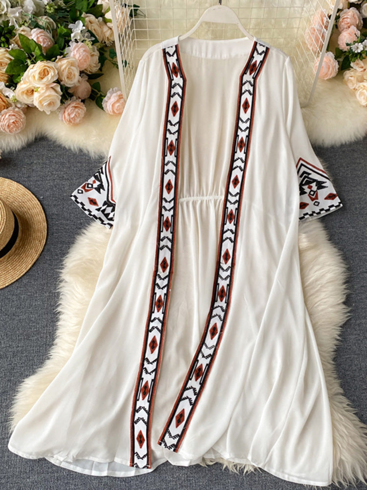 White Open Front Geometric Embroidered Flared Sleeve Longline Kimono