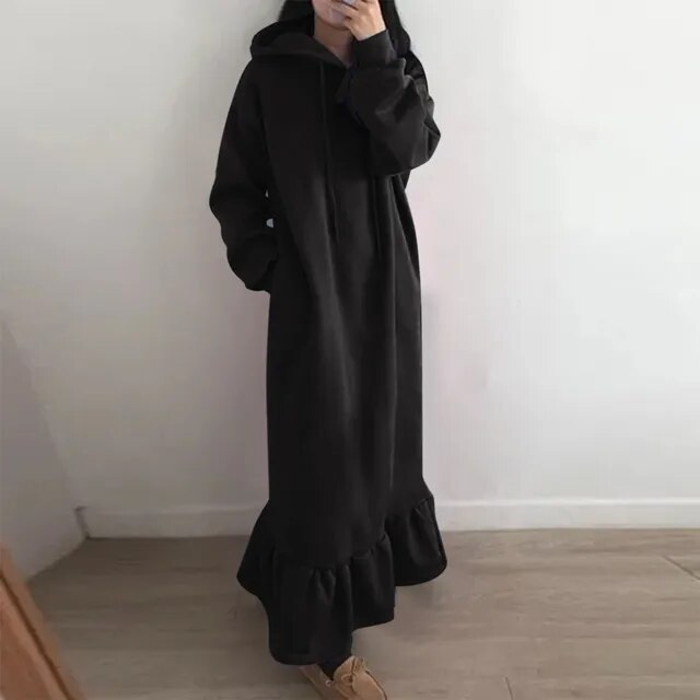 Salma Tailored And Elegant Dress with Relaxed Fit and Boutique Fashion Look