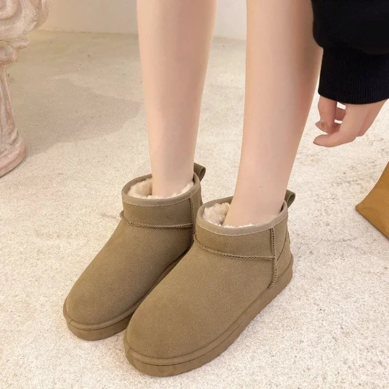 2024 New Stylish Thickened Warm Short Tube NonSlip Black Casual Snow Boot