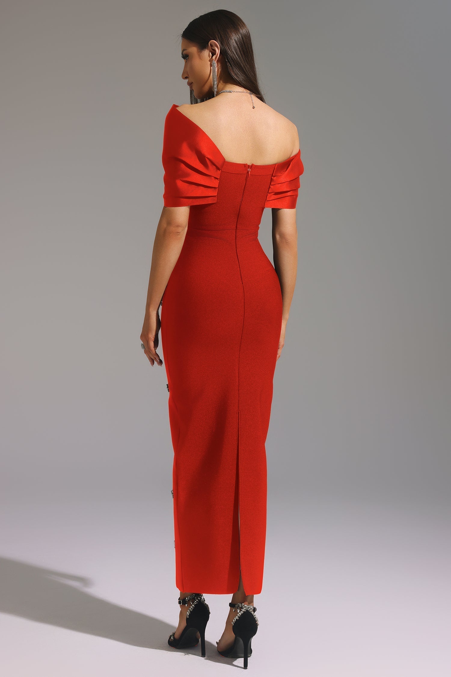 Sleeveless One Shoulder Diamond Bow Bandage Maxi Dress