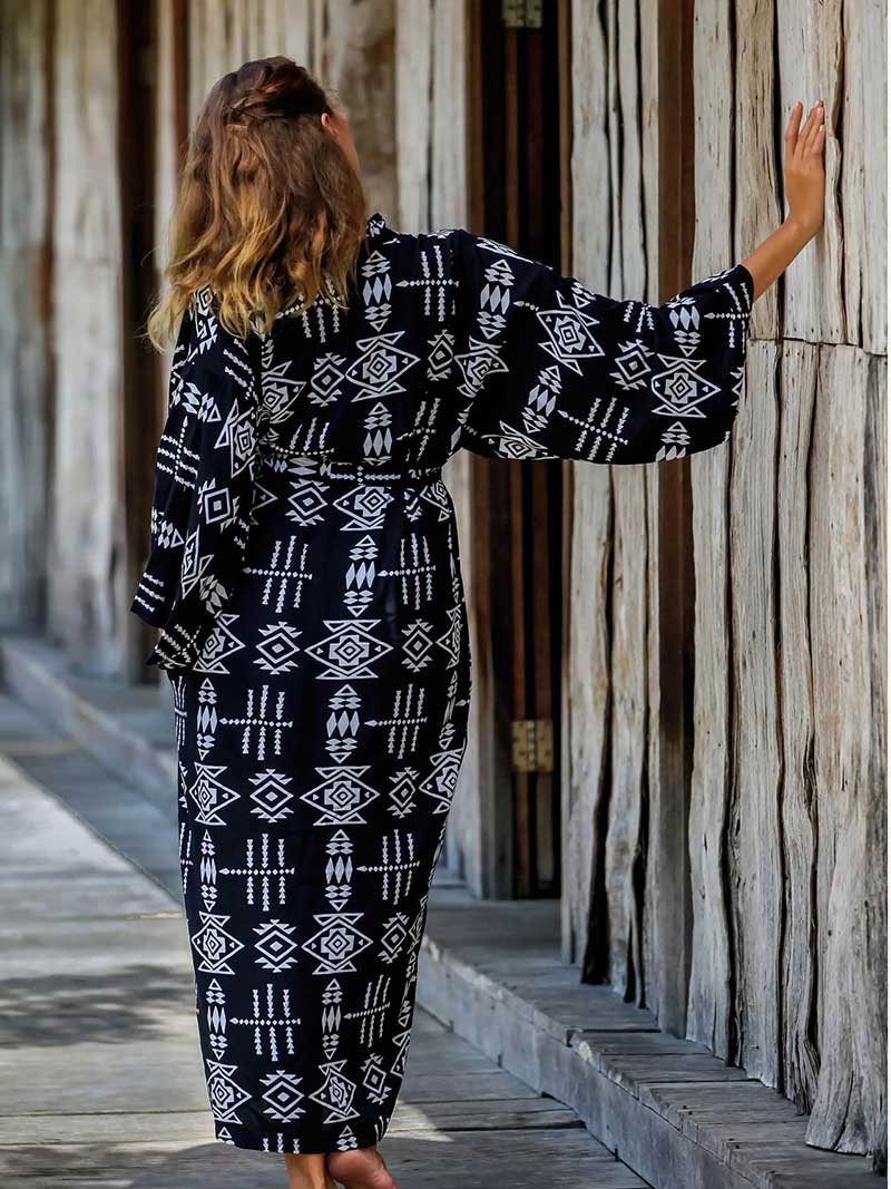 Open Front Abstract Print Belted Long Kimono Robe 21