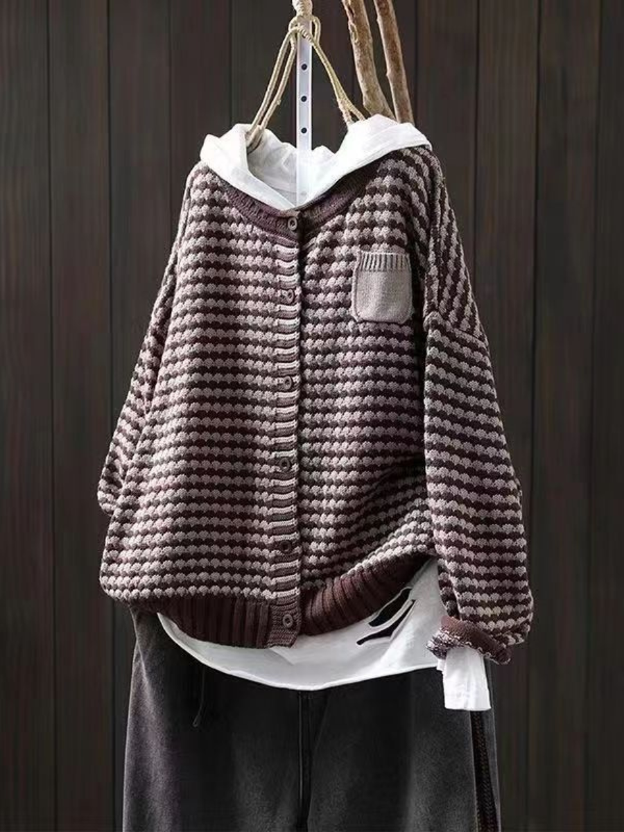 Round Neck Textured Knit Button Front Pocket Cardigan 3