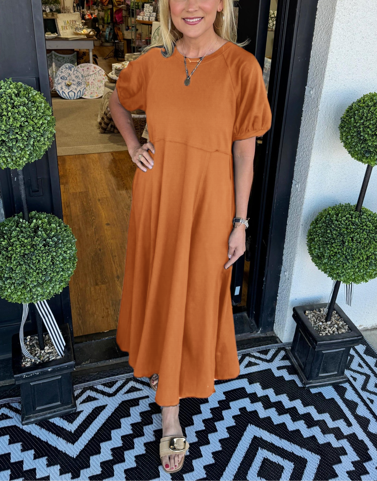 ODETTE | Puff-Sleeve Maxi for Flattering Grace and Comfort 3