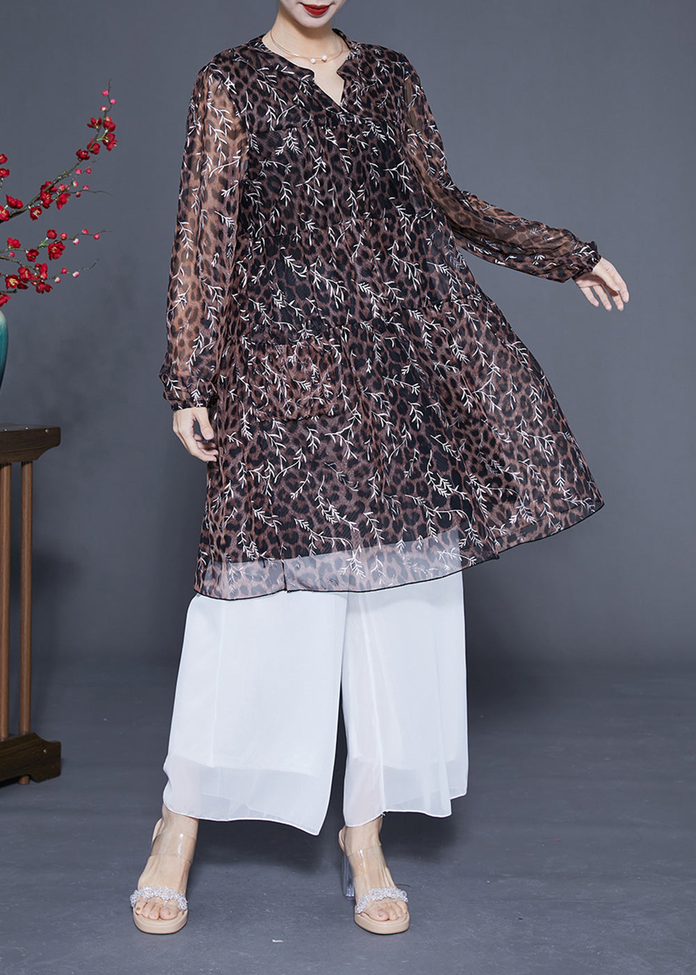 Beautifully Crafted Dress in a Classic Style