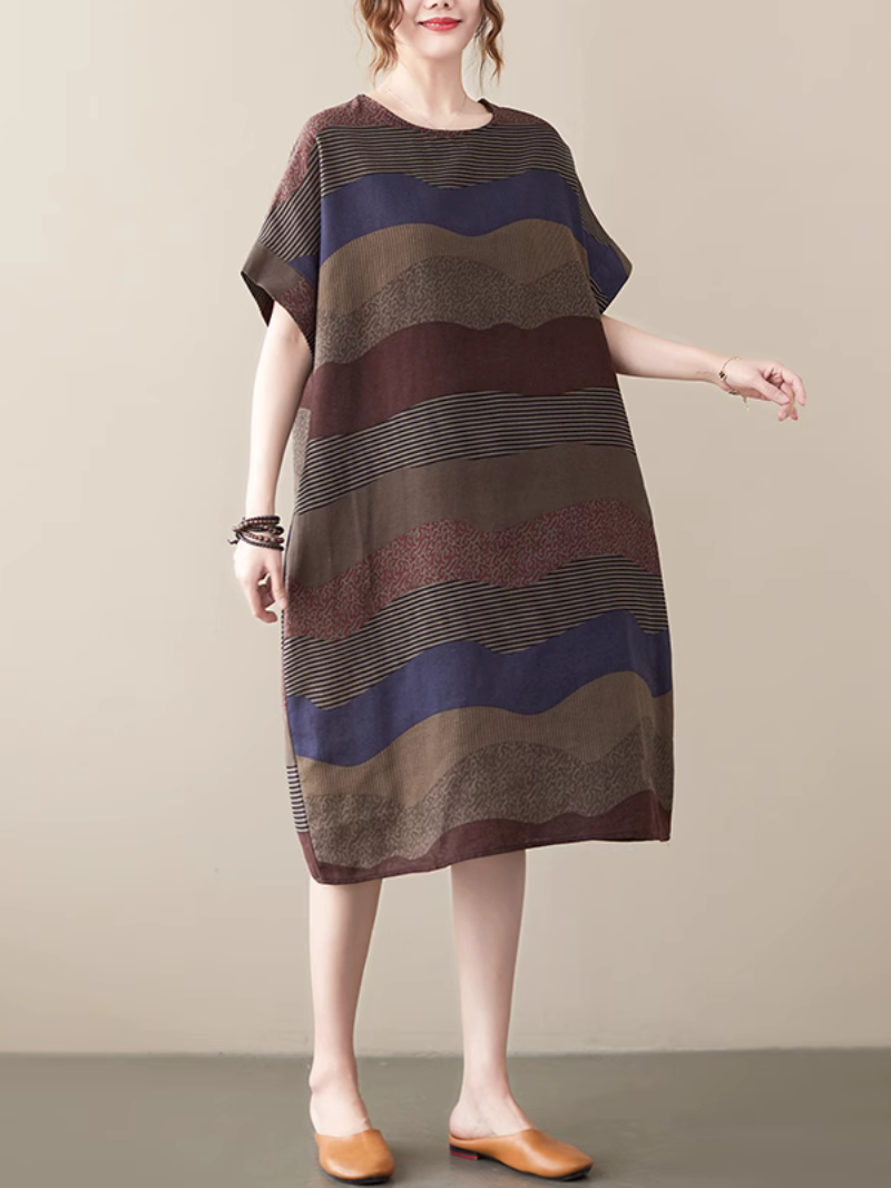 Round Neck Short Sleeve Wavy Stripe Print Loose Shift Midi Dress