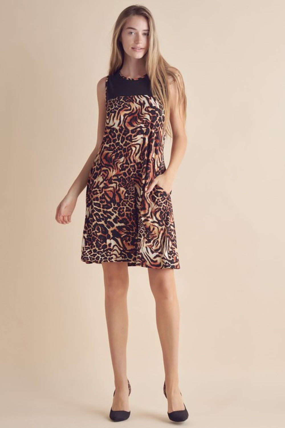 Black Round Neck Sleeveless Leopard Print Contrast Yoke A-Line Mini Dress