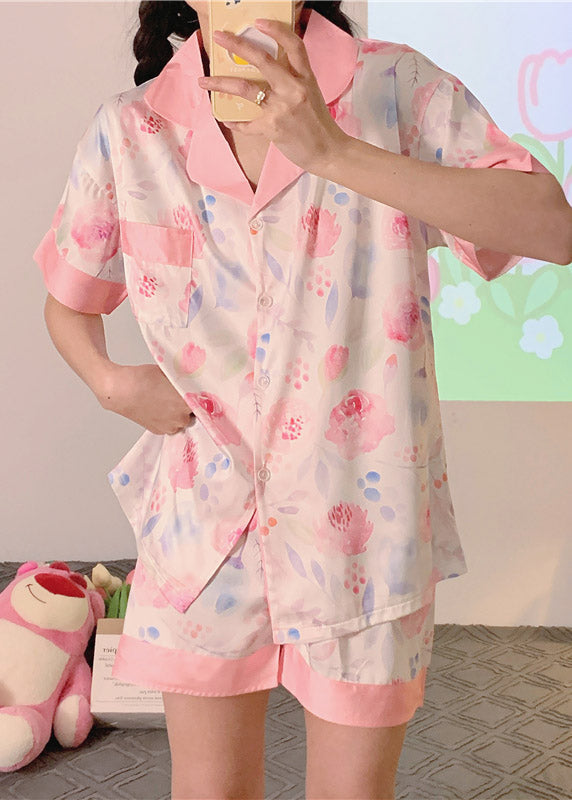Finely Styled Garment with a Classic Vintage Look