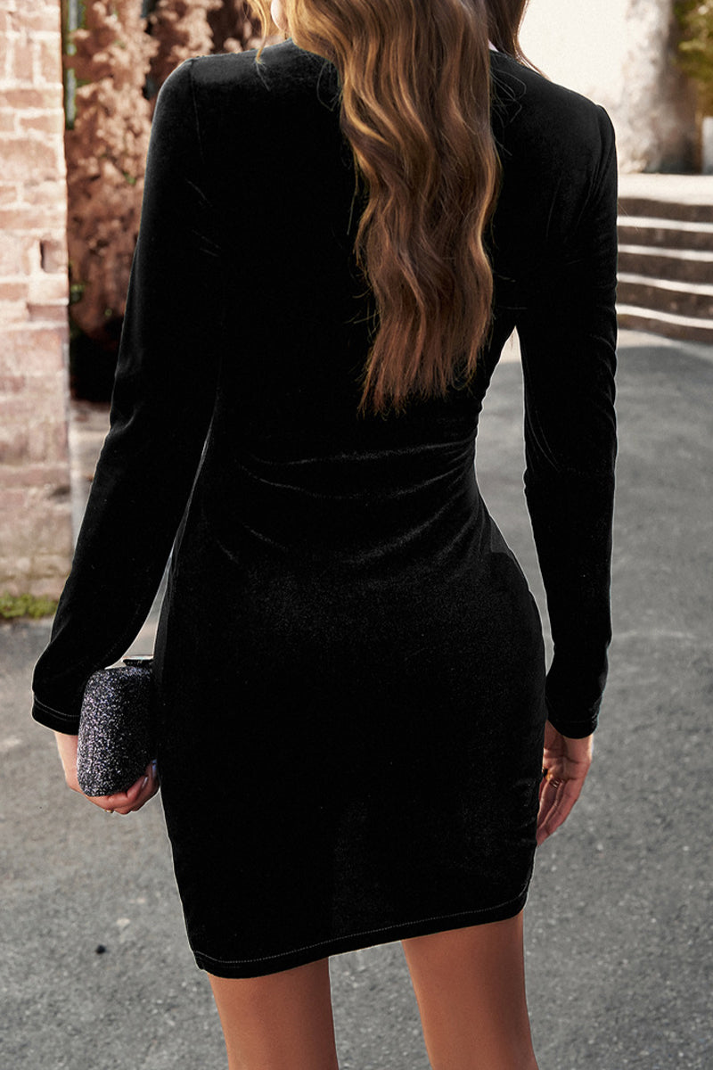 Effortlessly Elegant Dress with a Timeless Design