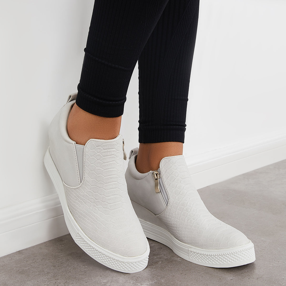 Graceful Orthopedic Sneakers for Modern Look