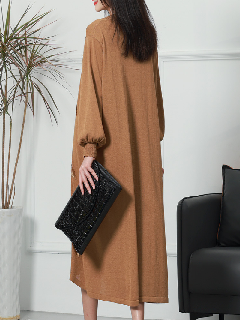 V-Neck Long Sleeve Feather Applique Knit Loose Midi Dress 10