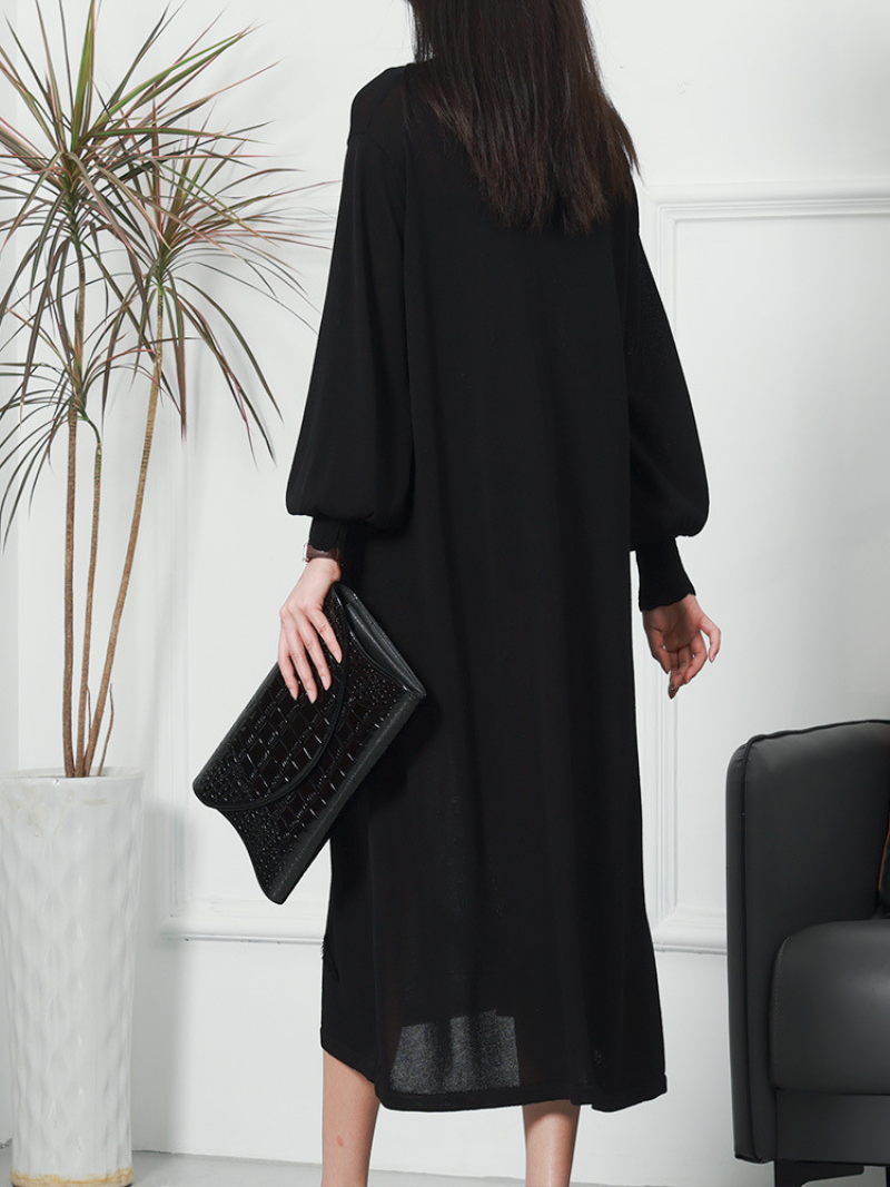 V-Neck Long Sleeve Feather Applique Knit Loose Midi Dress 11