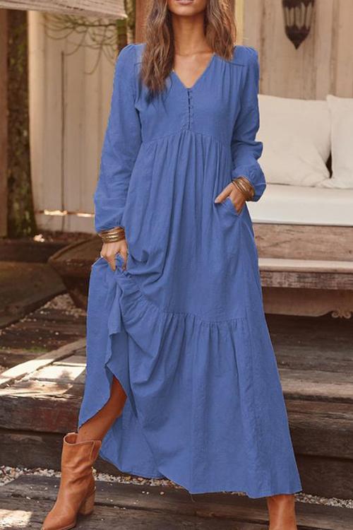 Classic Vintage Dress with a Flattering Fit