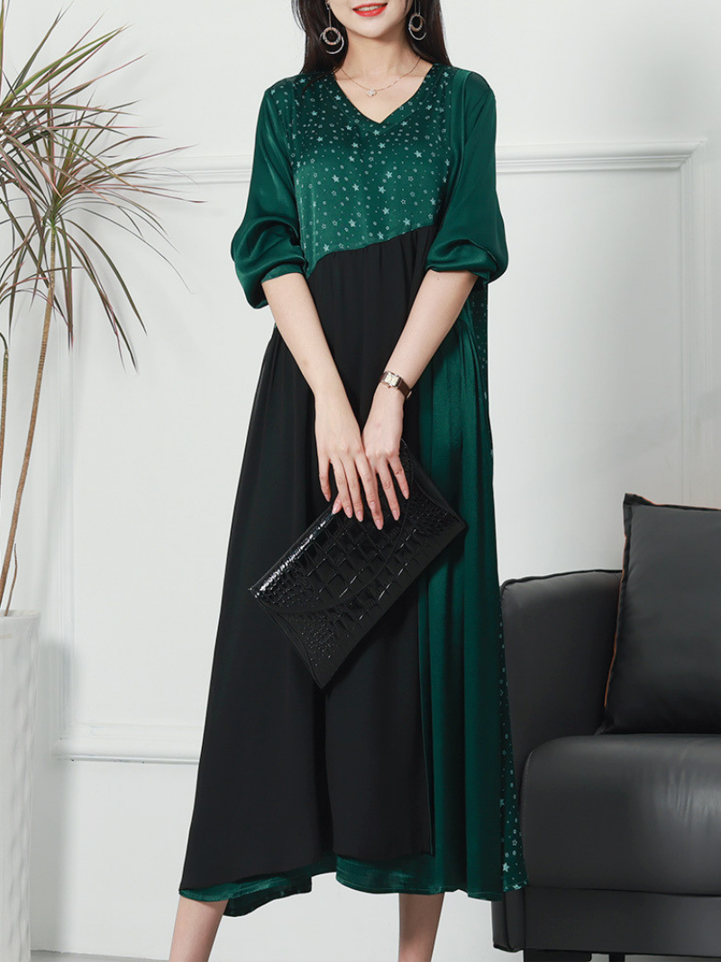 V-Neck Star Print Color Block High Waist A-Line Midi Dress
