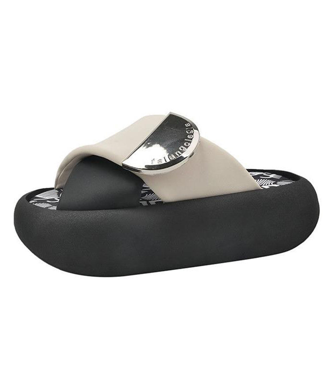 Graceful Orthopedic Sandals for Modern Look