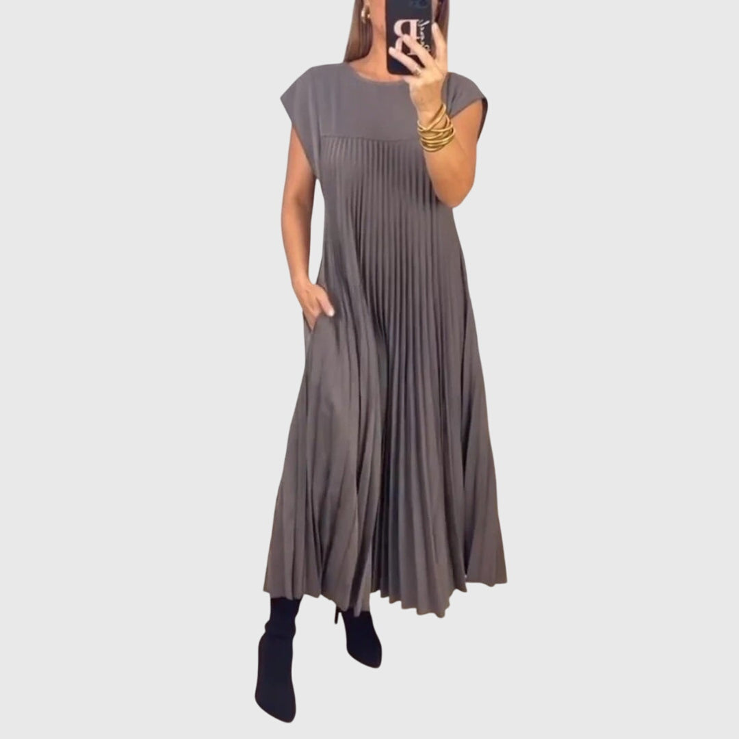 Round Neck Cap Sleeve Pleated A-Line Maxi Dress