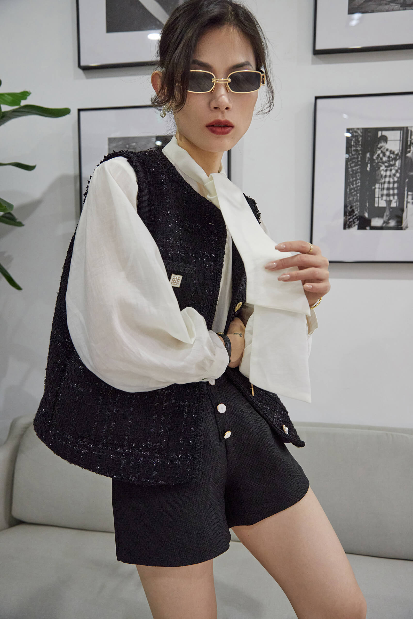 Black Crew Neck Frayed Trim Button-Up Tweed Vest