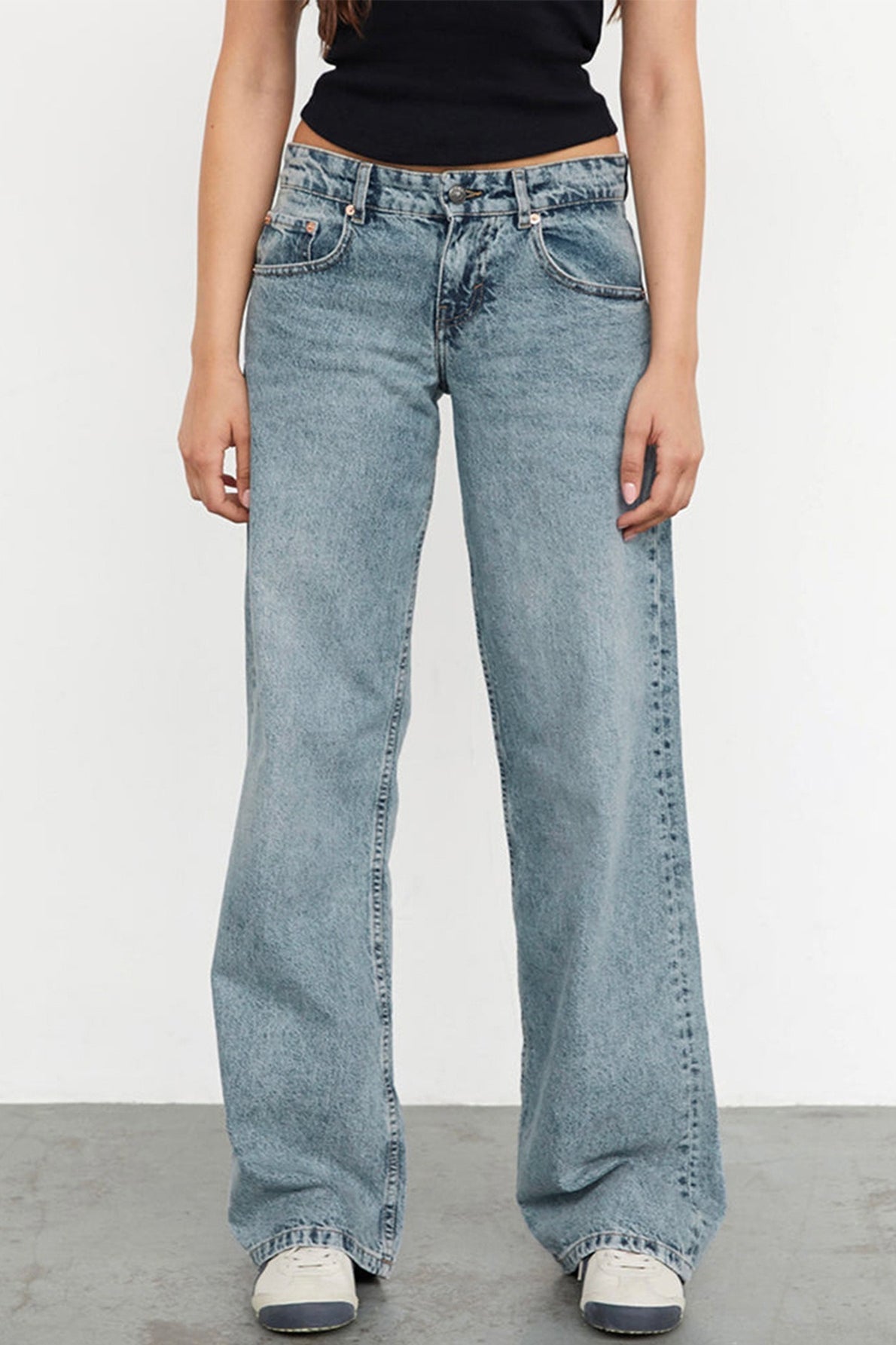 Classic Relaxed Fit Straight Leg Jeans