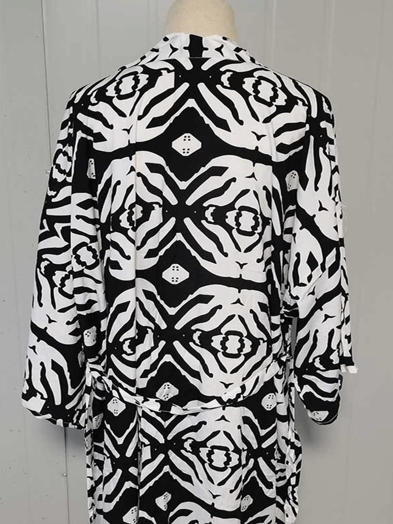 Black+white Abstract Geometric Print Open Front Long Kimono Robe 4