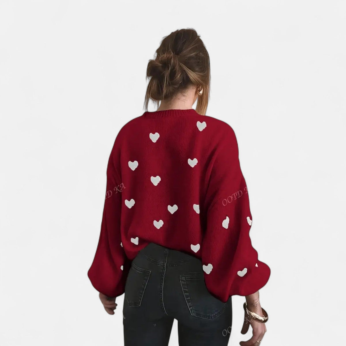 Round Neck Heart Motif Knit Long Sleeve Sweater