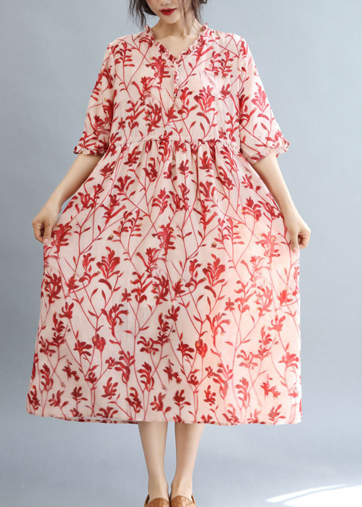 Classic Vintage Dress with a Flattering Fit