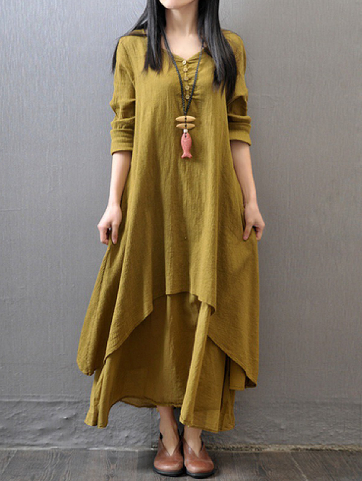 Well Tailored Dress with a Graceful Silhouette