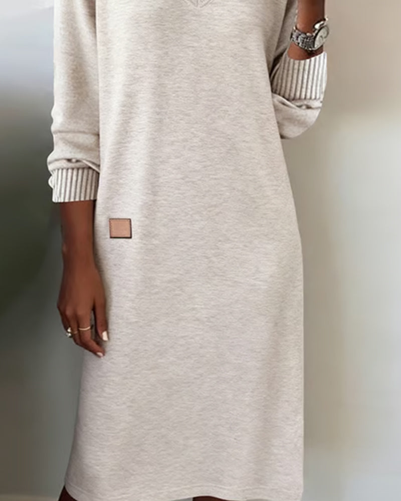 V-Neck Long Sleeve Ribbed Knit Shift Sweater Dress 4