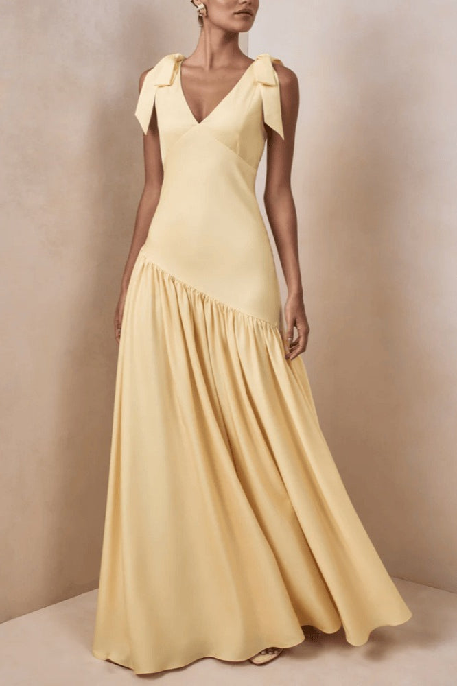 Elegant Bow Strap Fitted Flared Sleeveless Party Dress