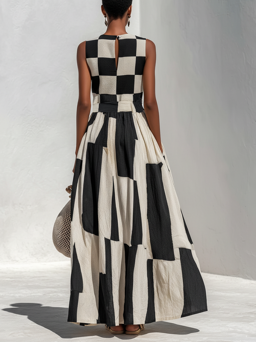 White Black Round Neck Checkerboard Stripe Sleeveless Flowy Maxi Dress 2
