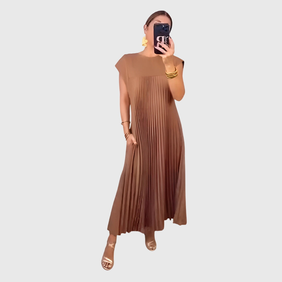 Round Neck Cap Sleeve Pleated A-Line Maxi Dress