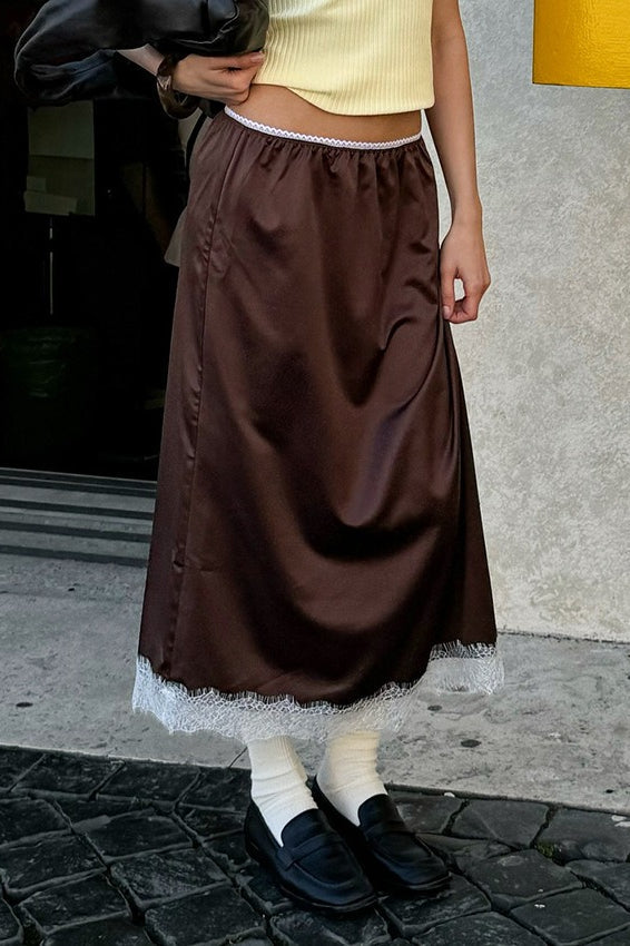Lace Detail Straight Skirt