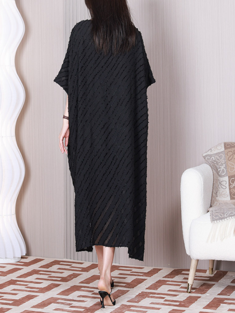 Black Round Neck Batwing Sleeve Textured Metallic Panel Loose Maxi Dress 5