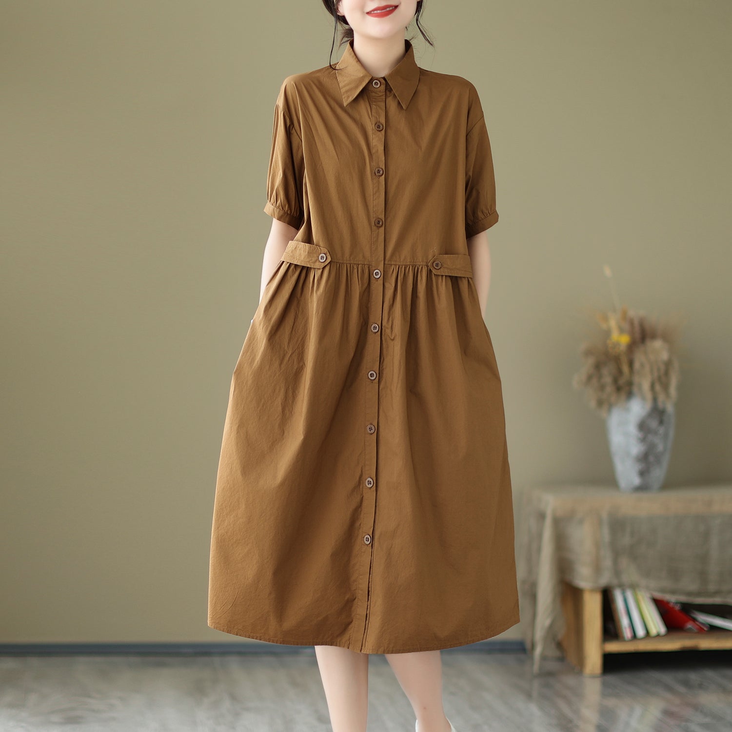 Sophisticated Dress with a Clean Classic Look