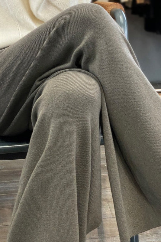 Worsted Wool Draped Knit Pants