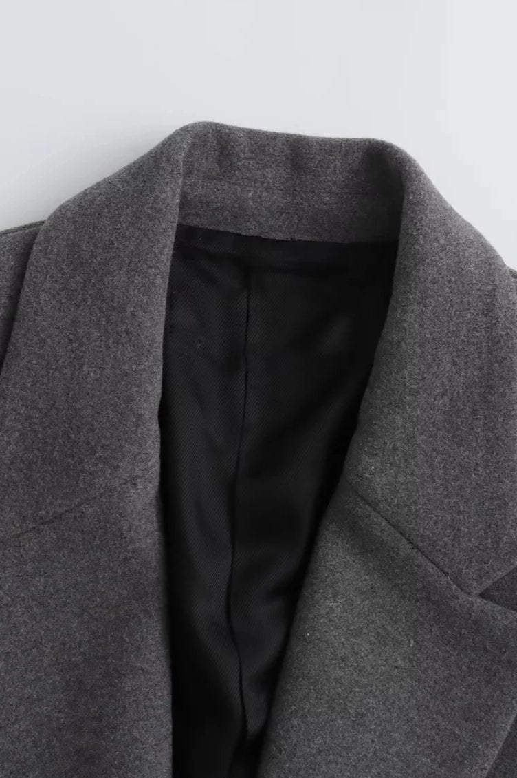 Oversized VNeck Padded Blazer