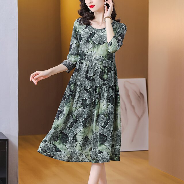 Classic Vintage & Enduringly Stylish Dress