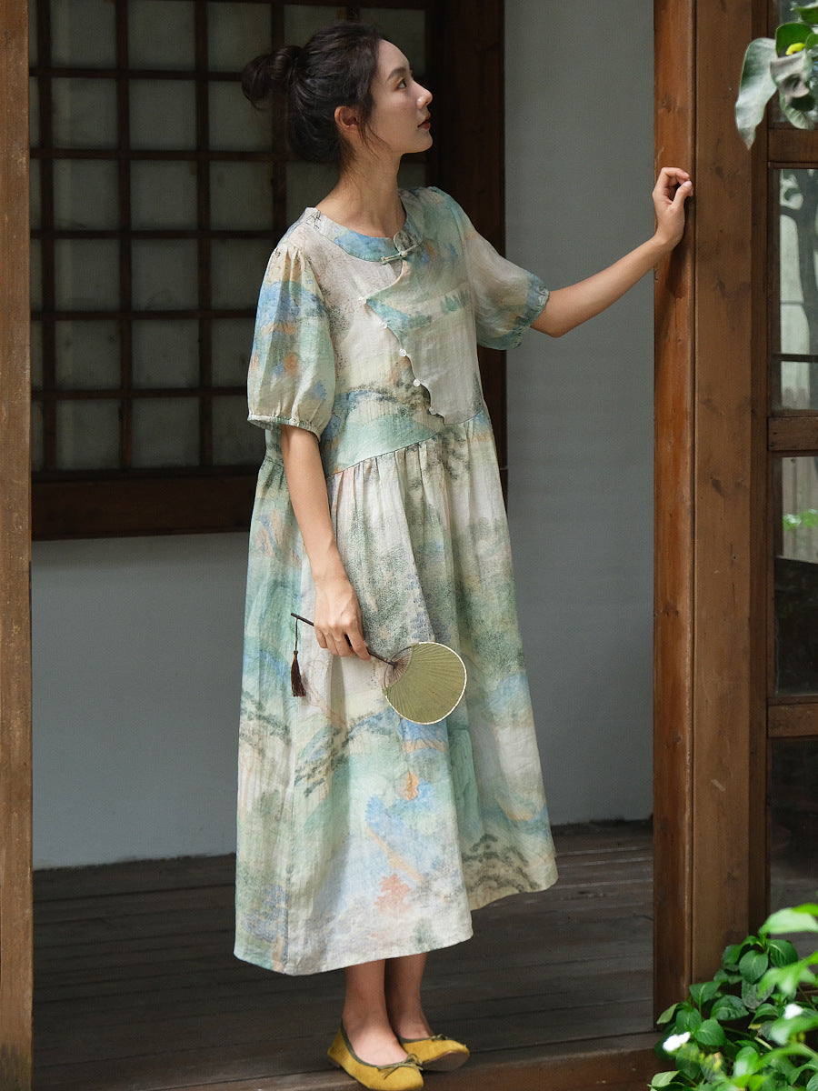 Beautifully Finished Dress in a Timeless Design