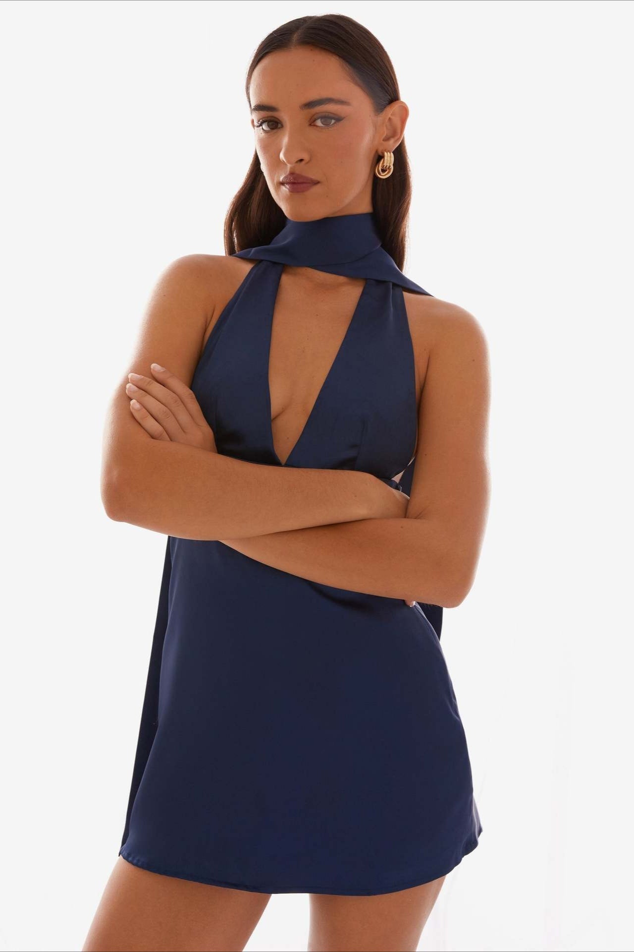 Deep V Backless Ribbon Dress 5