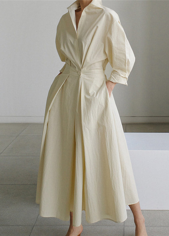 Beautifully Finished Dress in a Timeless Design