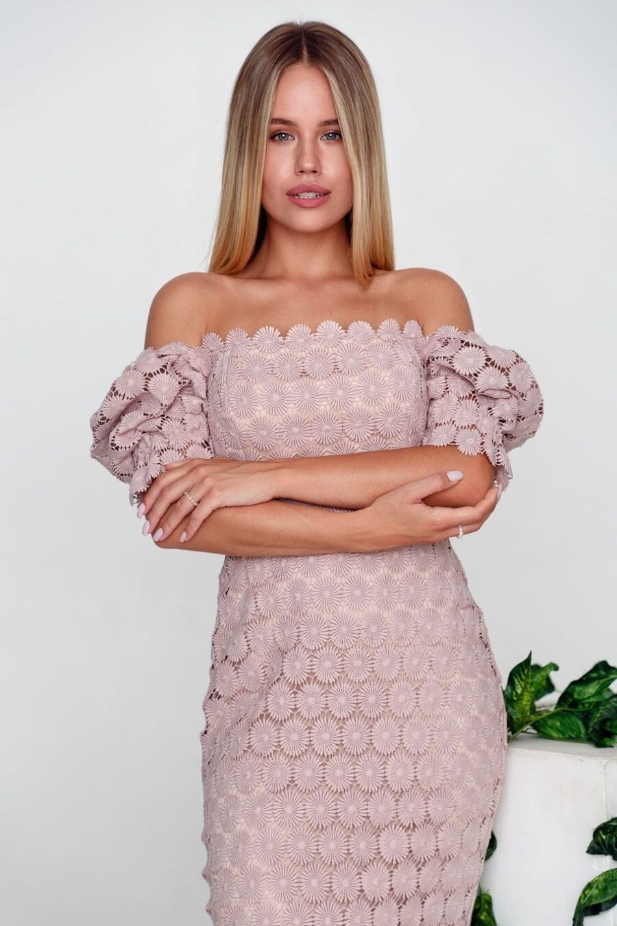 Off Shoulder Floral Lace Puff Sleeve Bodycon Midi Dress 5