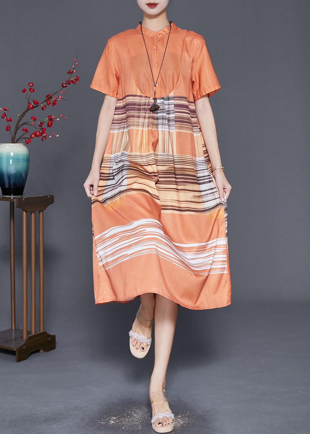Gracefully Styled Dress for Any Occasion
