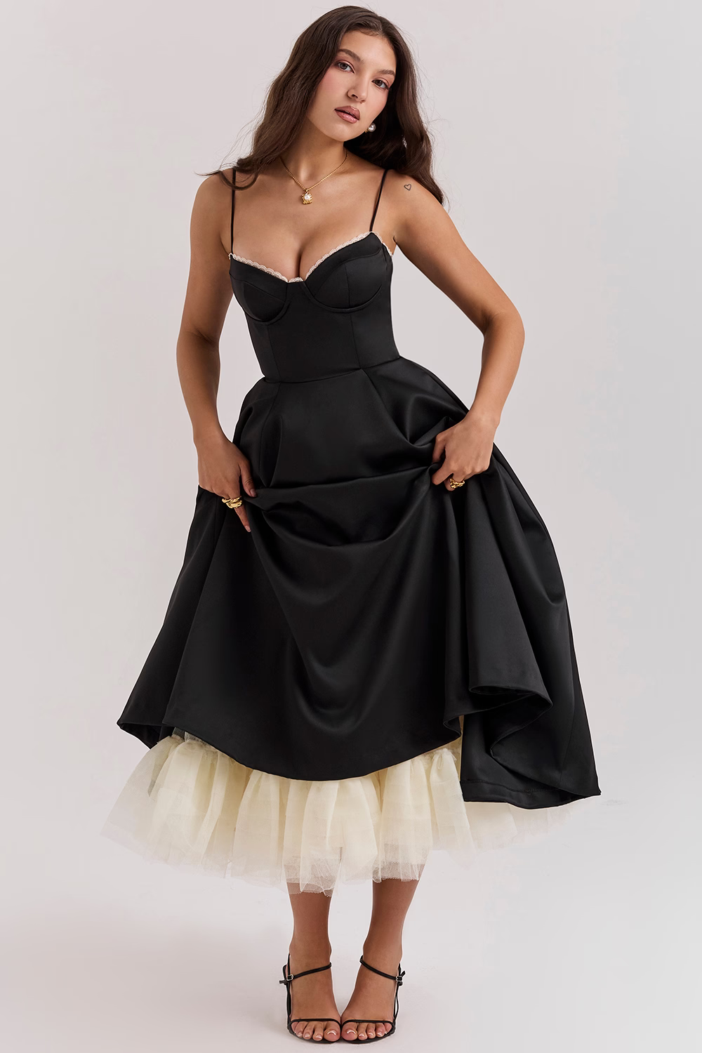 Una Exclusive Party Dress Boutique Collection
