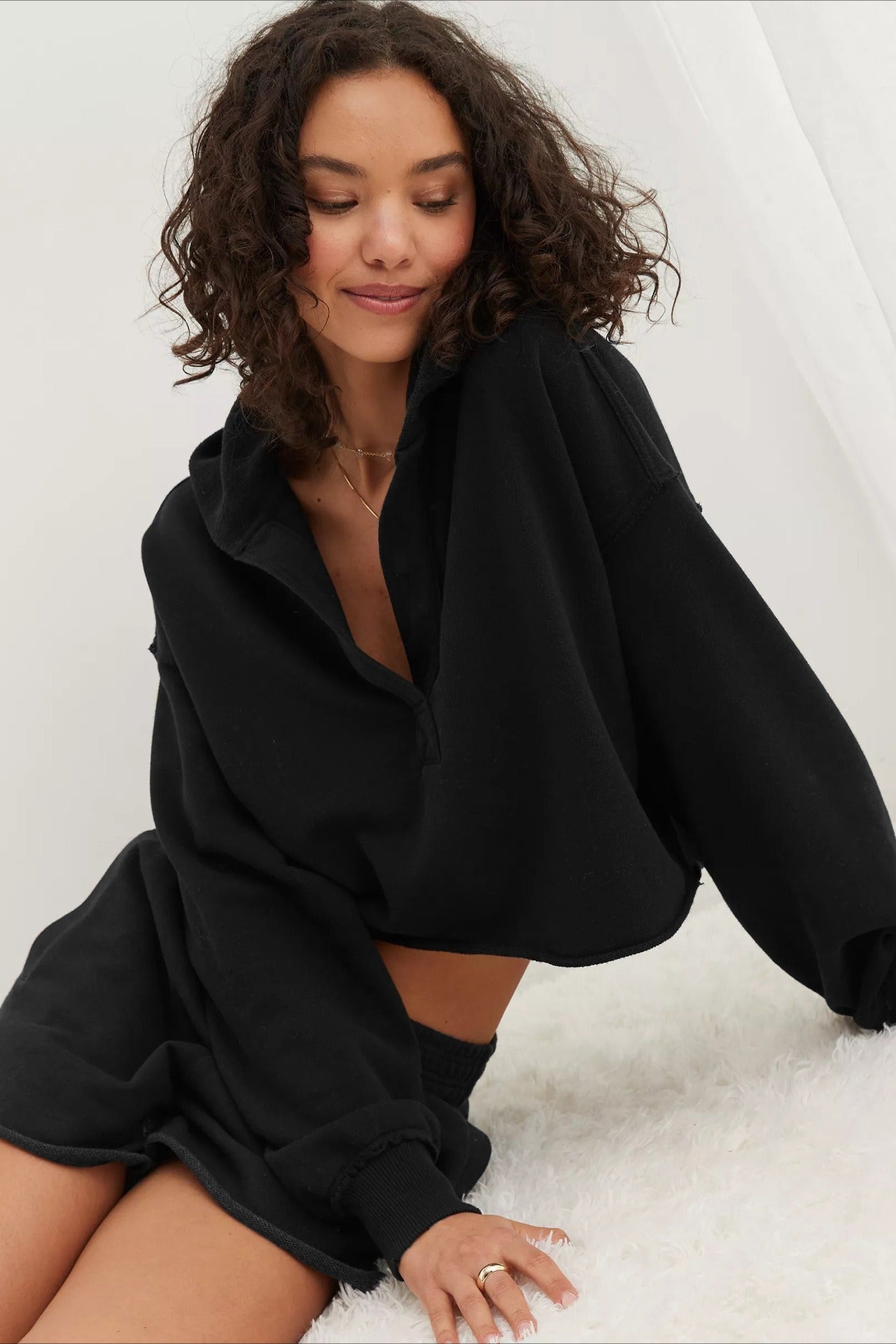 Loose V-neck Fashionable Hoodie